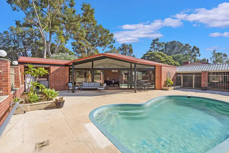 16 Hillview Close, Serpentine WA 6125