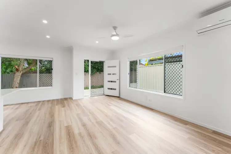 2/20 Homebush Drive, Regents Park QLD 4118