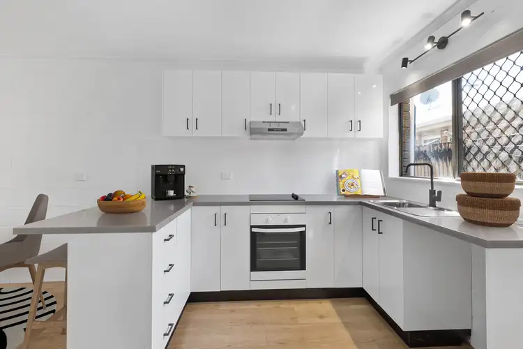 1/4 East Gordon Street, Mackay QLD 4740