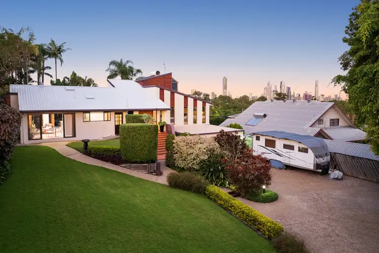 92A Ridgeway Avenue, Southport QLD 4215