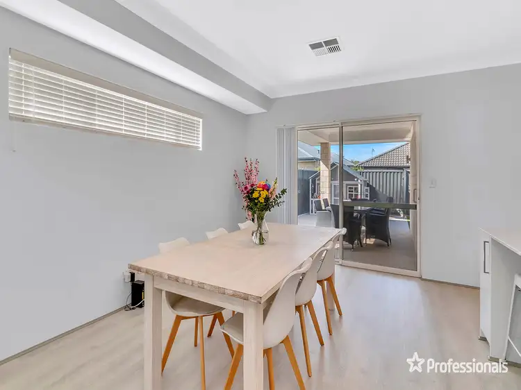 Second view of Homely house listing, 16 Wildflower View, Piara Waters WA 6112