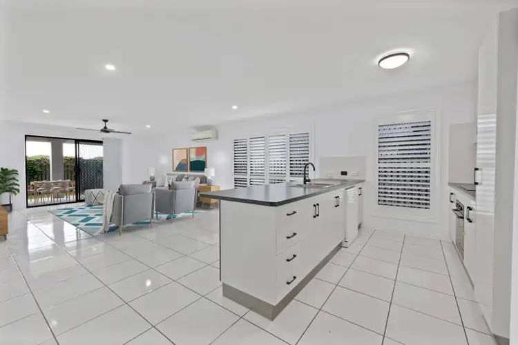 12 Esperance Avenue, Blacks Beach QLD 4740