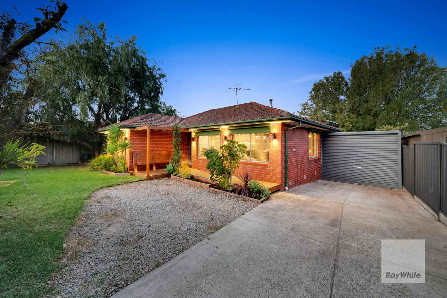 Main view of Homely house listing, 5 Bunbury Court, Gladstone Park VIC 3043