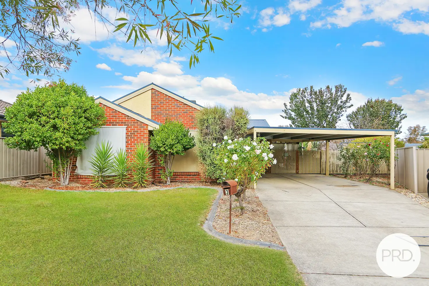 Main view of Homely house listing, 3 Akuna Place, Springdale Heights NSW 2641