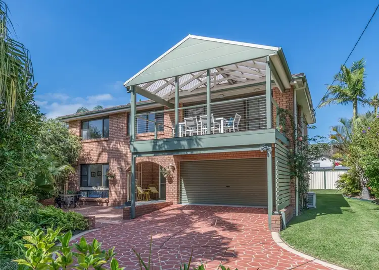 84 Grand Parade, Bonnells Bay NSW 2264