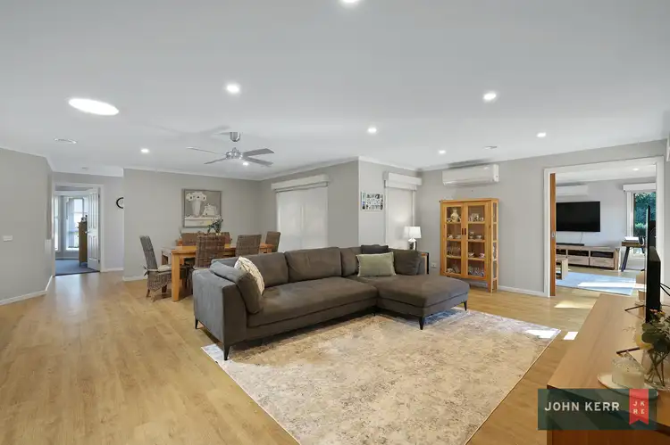 Second view of Homely house listing, 6 Valley Court, Newborough VIC 3825