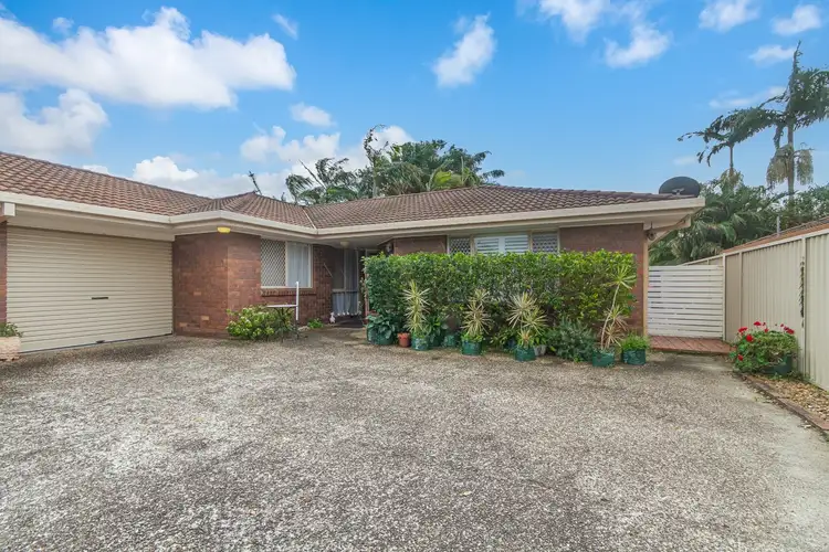 Main view of Homely semi-detached listing, 2/73 Kiata Parade, Tweed Heads NSW 2485