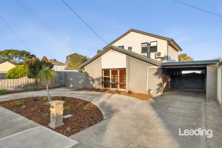 Second view of Homely house listing, 3 Tasman Court, Sunbury VIC 3429