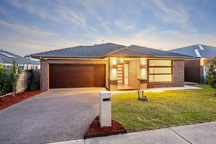Third view of Homely house listing, 19 Chantenay Parade, Cranbourne North VIC 3977