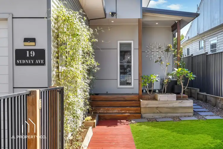 19 Sydney Ave, Umina Beach NSW 2257