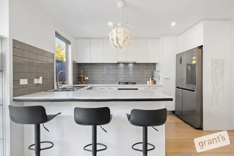 Fourth view of Homely townhouse listing, 20 Sunshine Court, Hampton Park VIC 3976