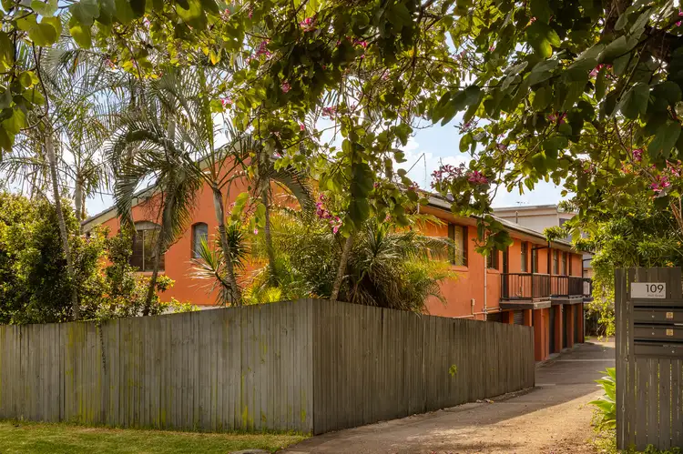 2/109 Hall Street, Alderley QLD 4051
