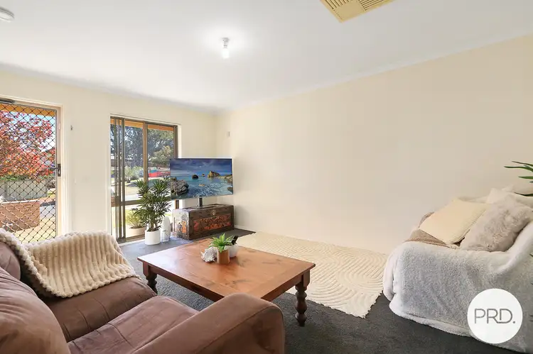 Fifth view of Homely house listing, 6 Wattle Way, West Albury NSW 2640