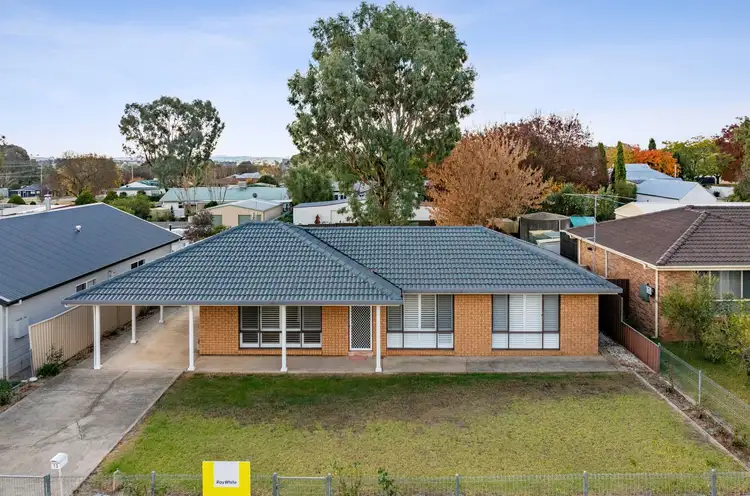 13 New Street, Boorowa NSW 2586