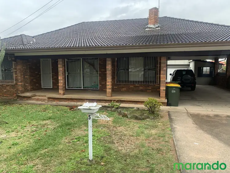 5 Guthega Place, Bossley Park NSW 2176