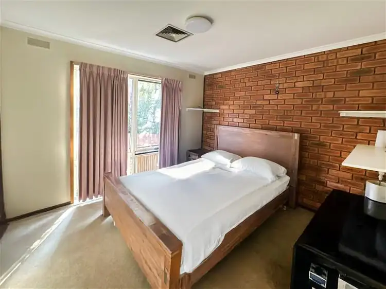 Fifth view of Homely house listing, 8 Delamere Close, Mulgrave VIC 3170