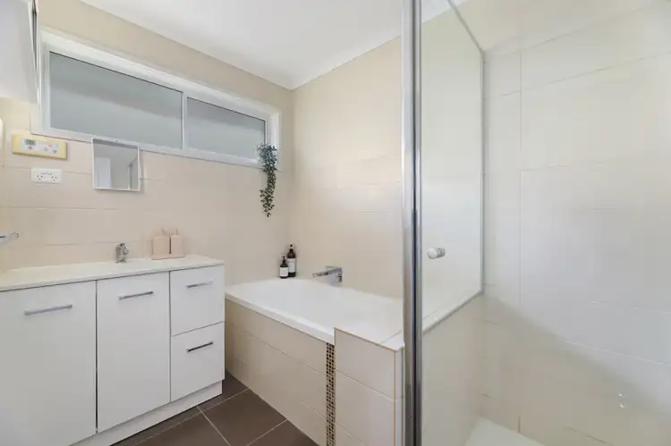 Fifth view of Homely house listing, 19 Knightsbridge Avenue, Altona Meadows VIC 3028