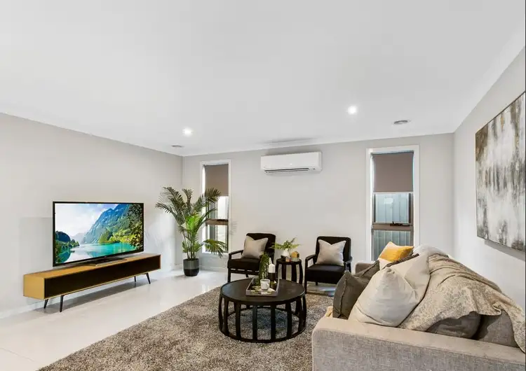 Fifth view of Homely house listing, 3 Howden Street, Cranbourne East VIC 3977