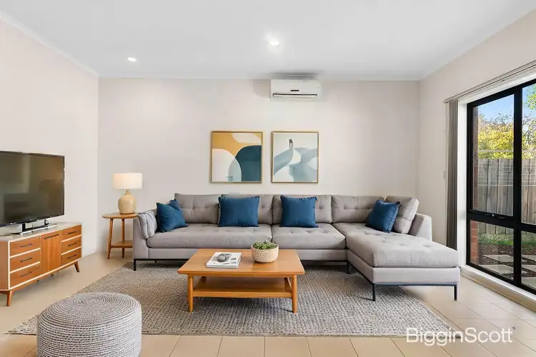 2/52 Stockdale Avenue, Clayton VIC 3168