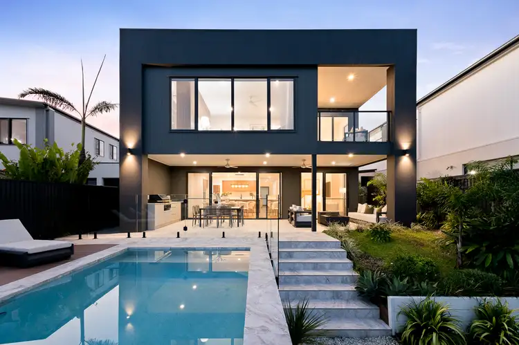 88 Coolum Parade, Newport QLD 4020