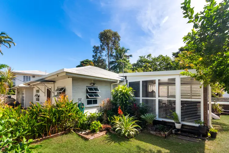 17 Hooper Street, Belgian Gardens QLD 4810