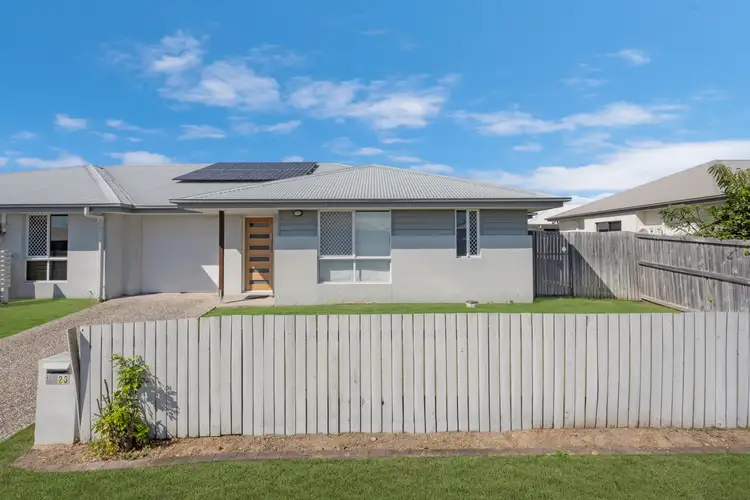 2/23 Yanuca Street, Burdell QLD 4818