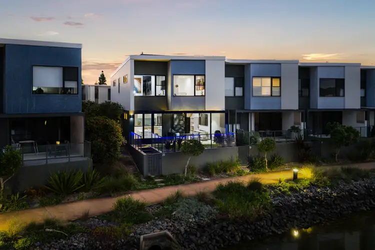 Second view of Homely townhouse listing, 20 Promenade Circuit, Hope Island QLD 4212
