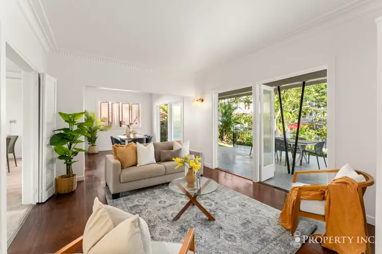 11 Marly Street, Highgate Hill QLD 4101