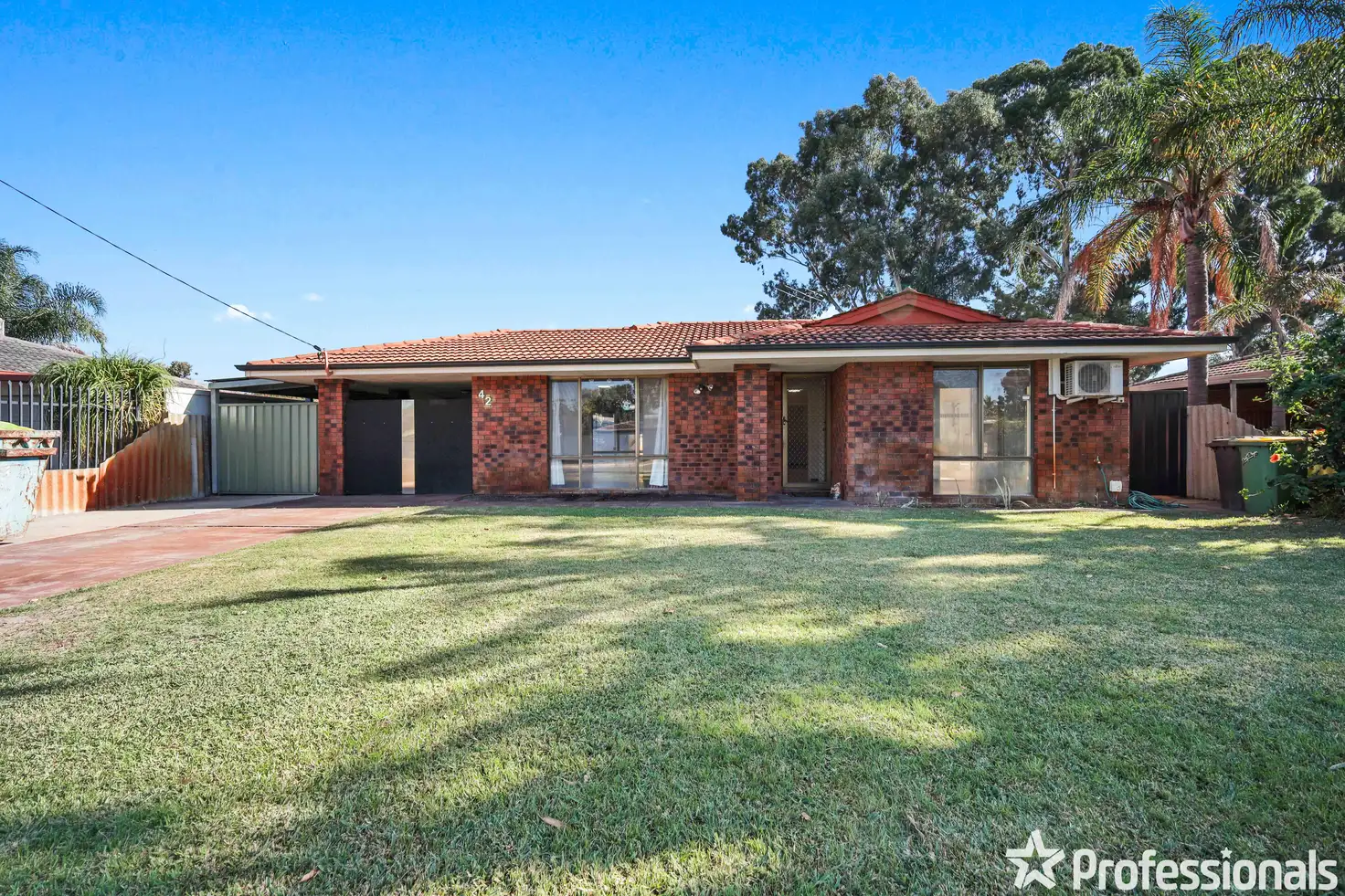 Main view of Homely house listing, 42 Greenway Avenue, Thornlie WA 6108