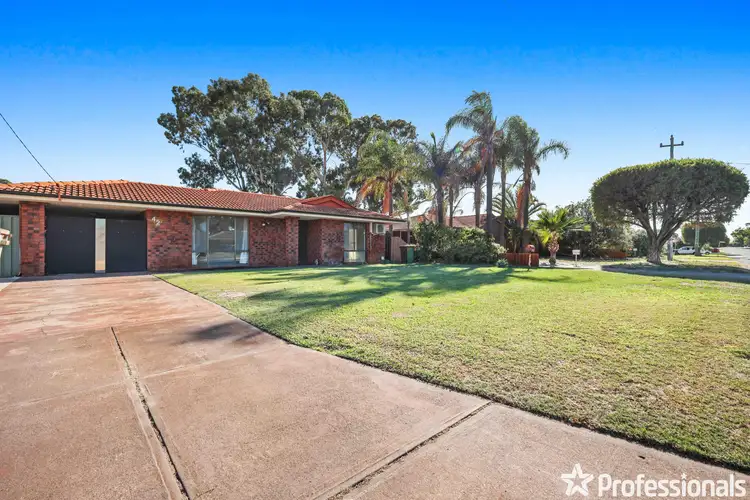 Second view of Homely house listing, 42 Greenway Avenue, Thornlie WA 6108