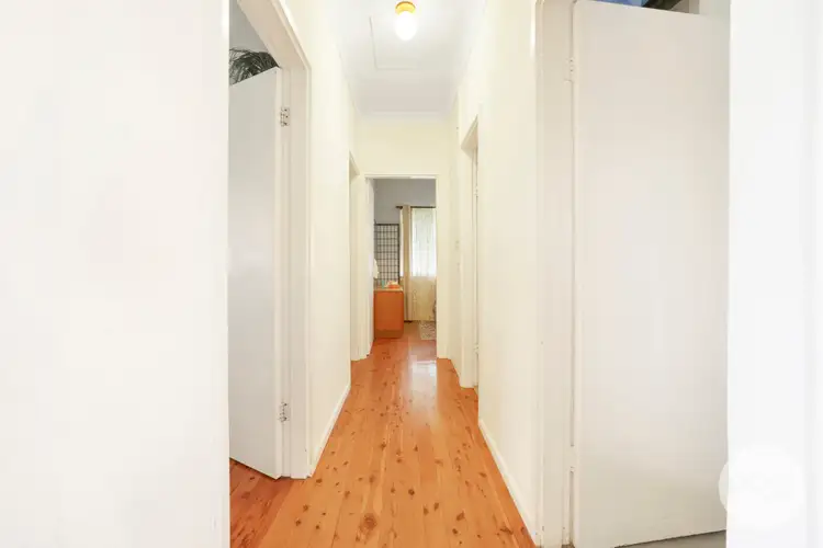 Fifth view of Homely house listing, 1 Flynn Street, Tamworth NSW 2340