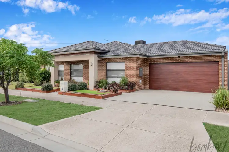 Second view of Homely house listing, 8 Stonrise Street, Wollert VIC 3750