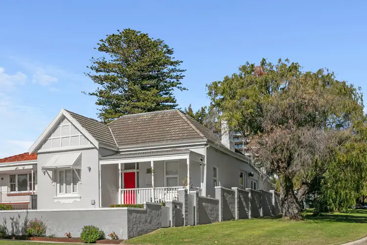33 Boreham Street, Cottesloe WA 6011