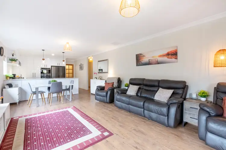 Sixth view of Homely house listing, 3 Laurina Turn, Baldivis WA 6171