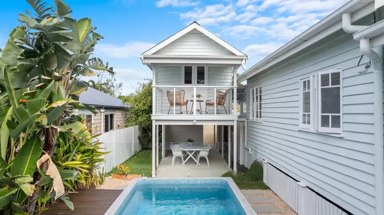 25 Frank Street, Scarborough QLD 4020