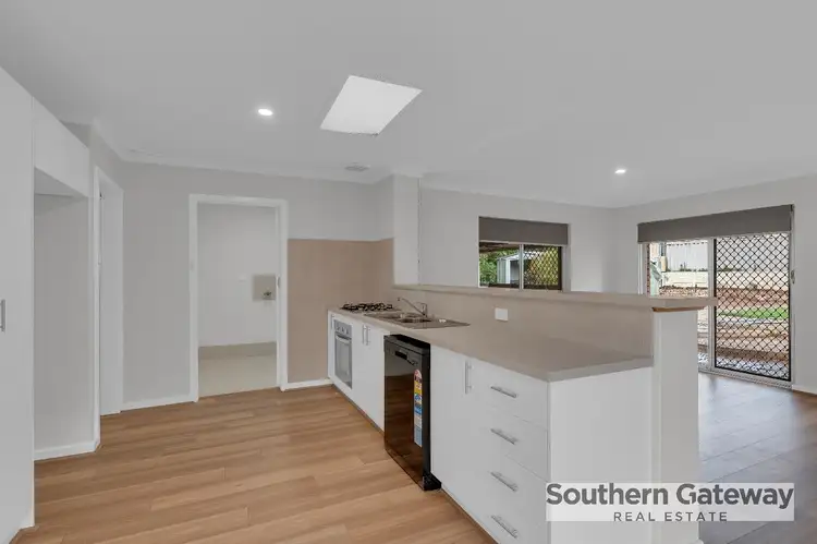 14 Casserley Way, Orelia WA 6167