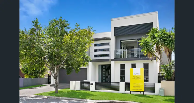 3 Valetta Crescent, Varsity Lakes QLD 4227