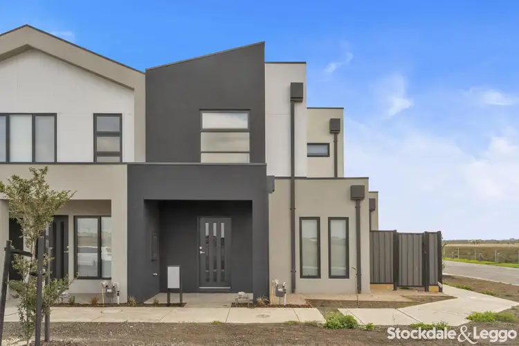 96 Farm Crescent, Donnybrook VIC 3064