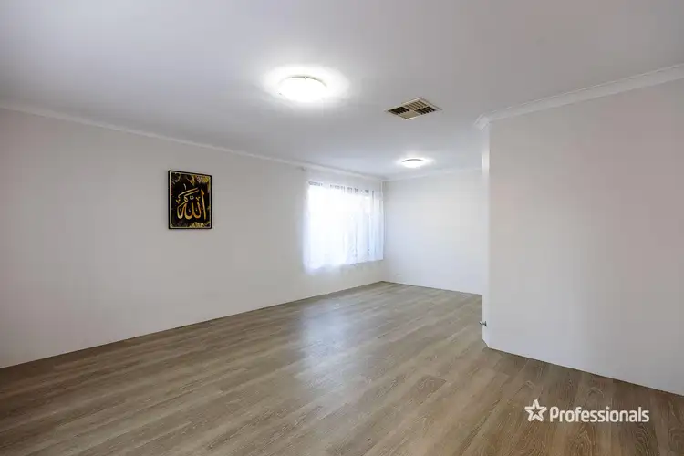 Seventh view of Homely house listing, 8 Chipala Court, Ballajura WA 6066