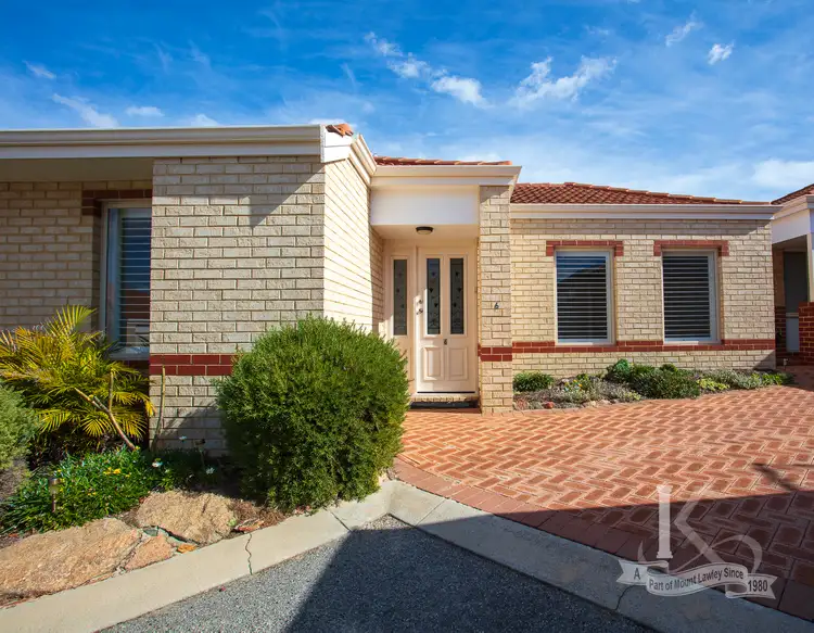 6/11 Endeavour Road, Hillarys WA 6025