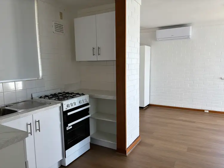 Fifth view of Homely unit listing, 11/18 Avonmore Terrace, Cottesloe WA 6011