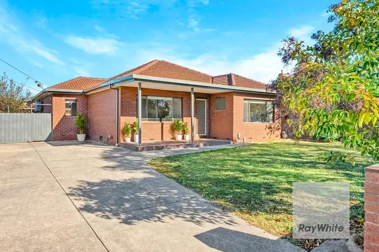 21 Cash Street, Kingsbury VIC 3083