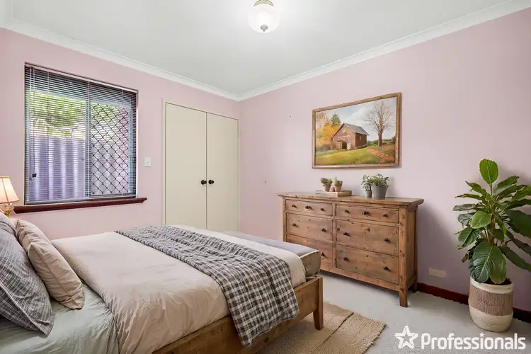 Fifth view of Homely house listing, 7 Turo Close, Willetton WA 6155