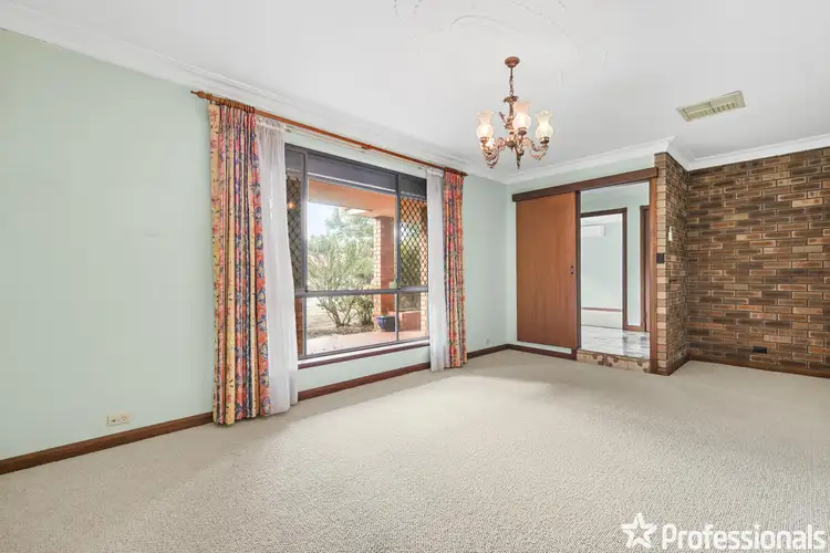 Sixth view of Homely house listing, 7 Turo Close, Willetton WA 6155