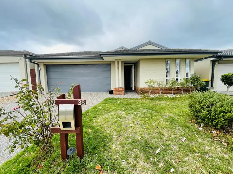 38 Lavinia Street, Greenvale VIC 3059