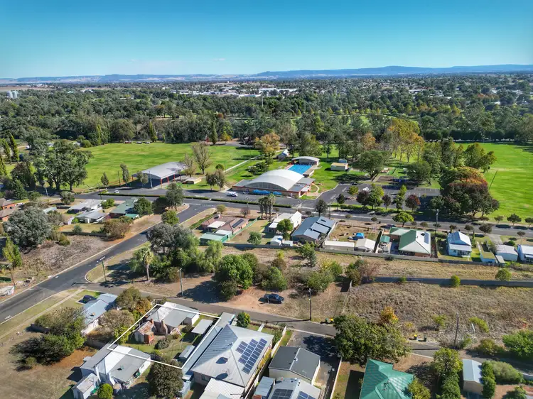 Fifth view of Homely house listing, 1 Brougham Lane, Cowra NSW 2794