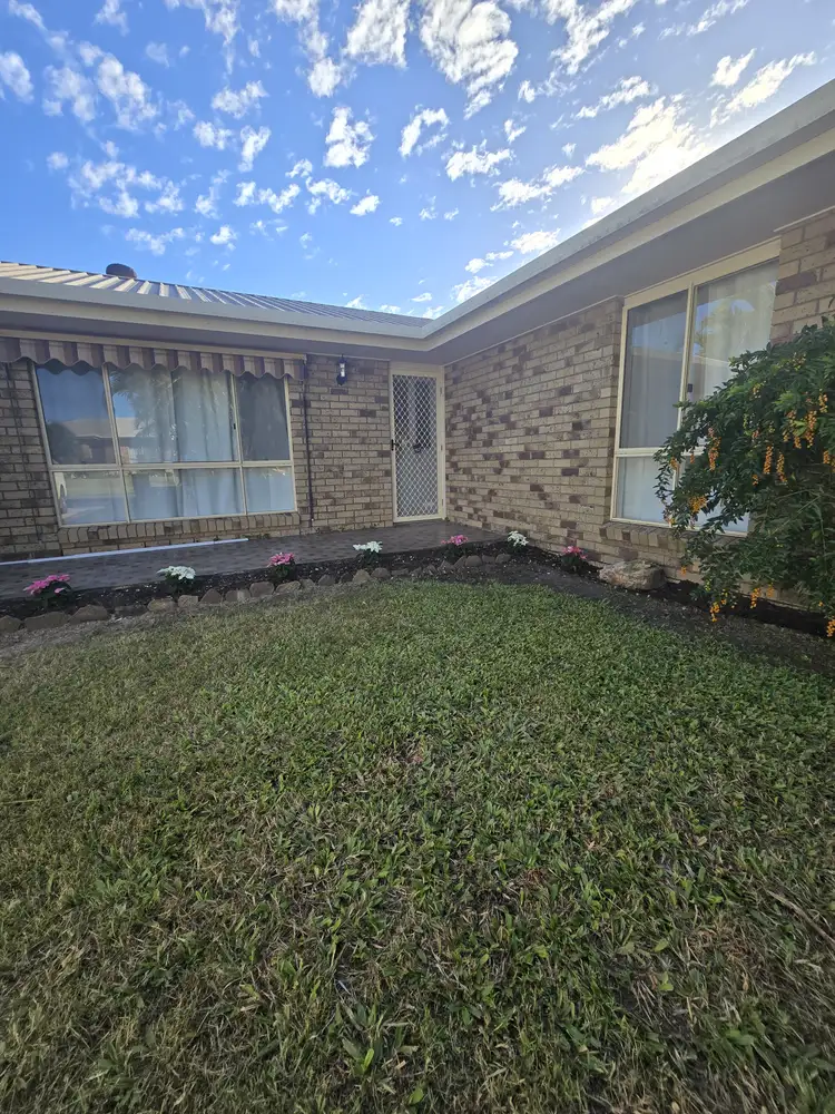 7 Gatakers Lane, Point Vernon QLD 4655