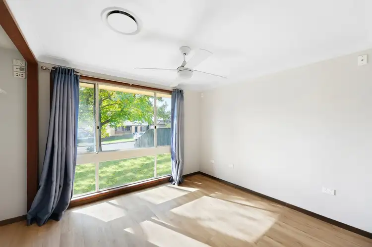 Fifth view of Homely house listing, 17 Geranium Avenue, Macquarie Fields NSW 2564