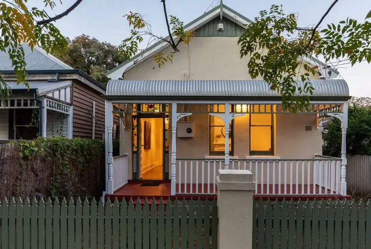 98 Ninth Avenue, Inglewood WA 6052