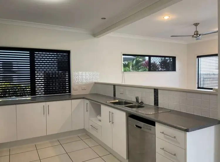 Third view of Homely house listing, 2/10 O'Connor Street, Rosslea QLD 4812